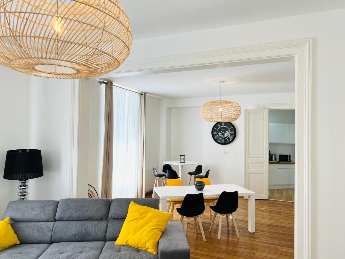 Chic Appartement Type 4 / Parking Prive Reims Bagian luar foto